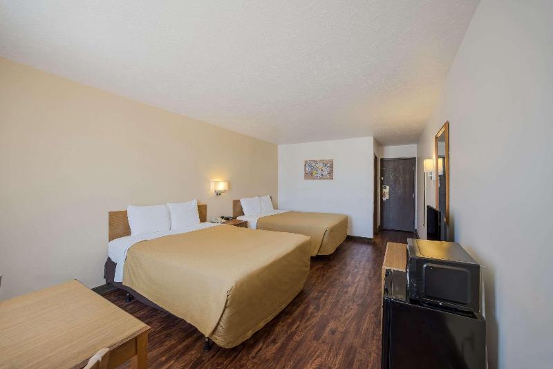 Motel 6 Limon, CO – I-70 image