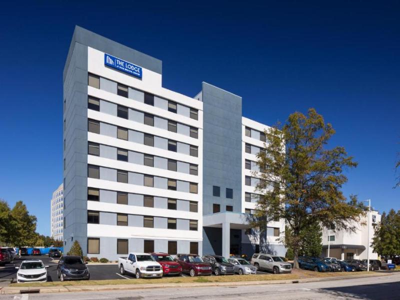 The Lodge At Duke Medical — general view
