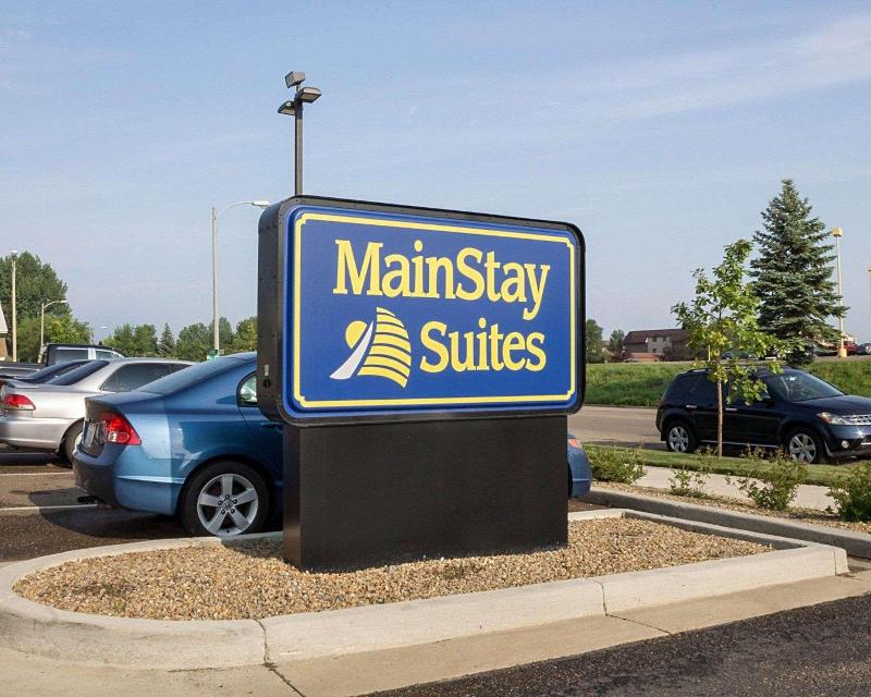 MainStay Suites Bismarck image