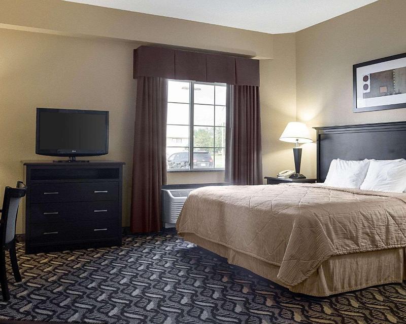 MainStay Suites Bismarck image