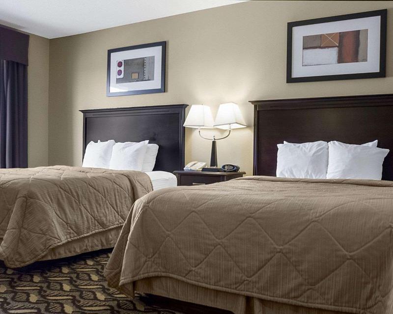 MainStay Suites Bismarck image 10
