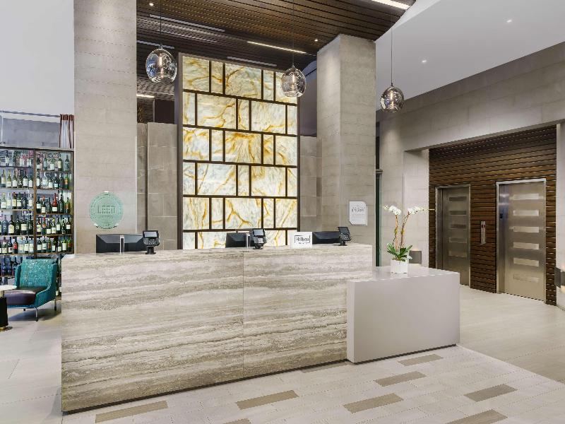 Hilton Garden Inn New York Times Square North image
