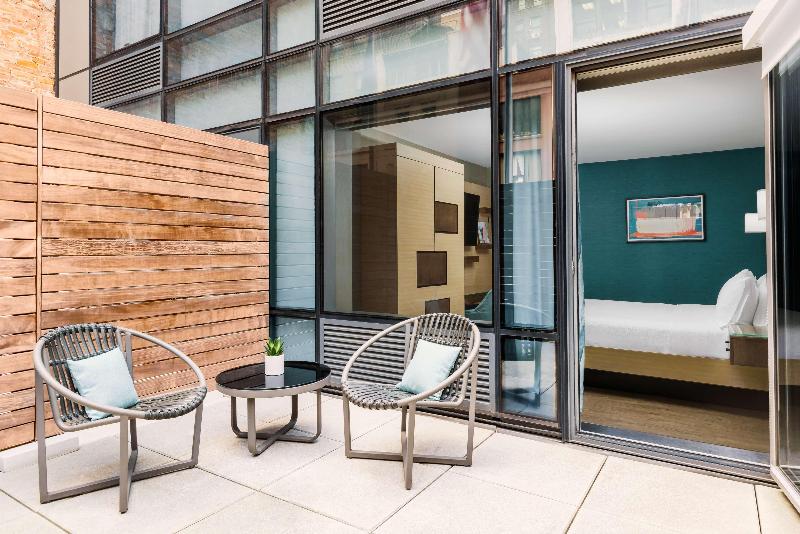 Hilton Garden Inn New York Times Square North image