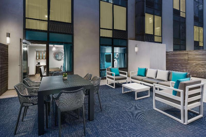 Hilton Garden Inn New York Times Square North image