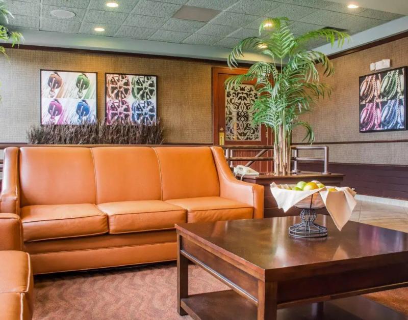 Clarion Hotel & Suites Riverfront image