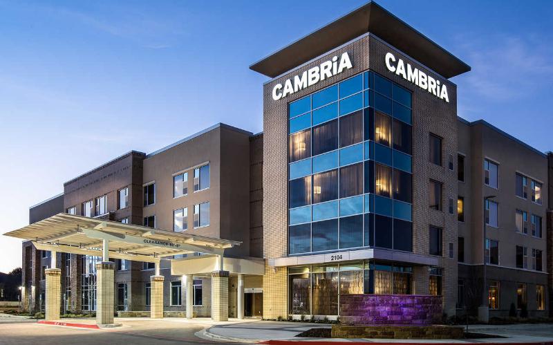 Cambria hotel & suites