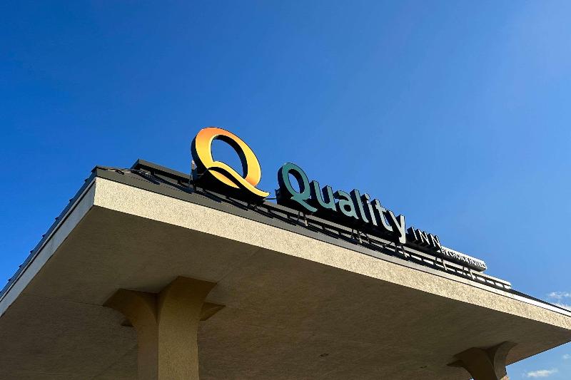 Quality Inn Perryville I-55 image