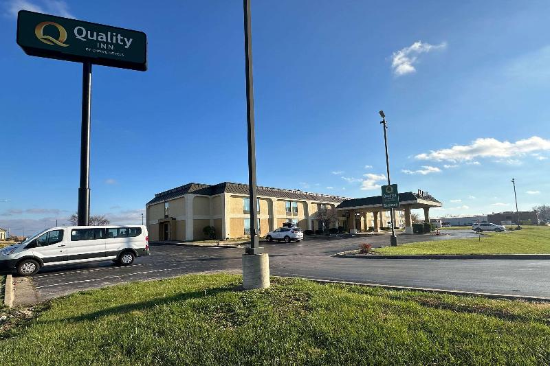 Quality Inn Perryville I-55 image