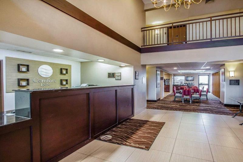 Quality Inn Perryville I-55 image