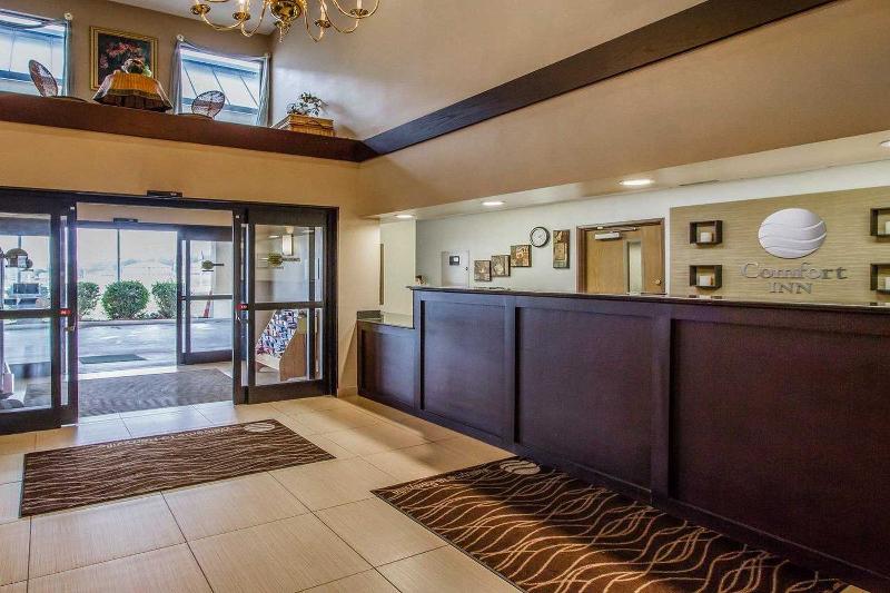 Quality Inn Perryville I-55 image