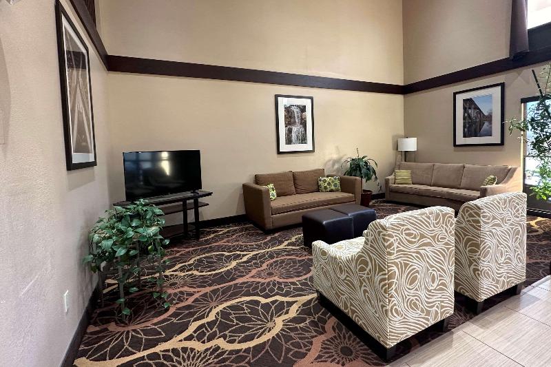 Quality Inn Perryville I-55 image