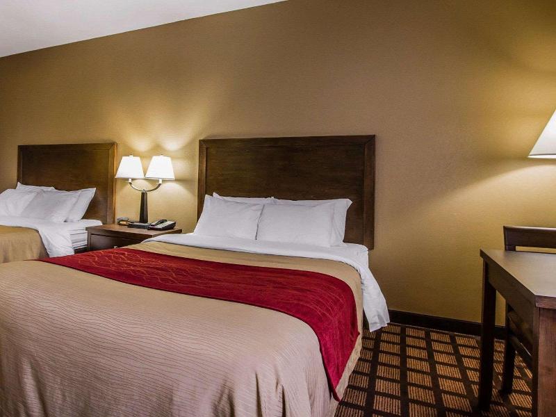 Quality Inn Perryville I-55 image