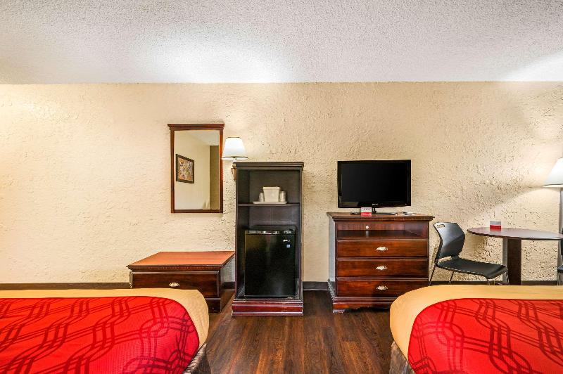 Econo Lodge Corinth image