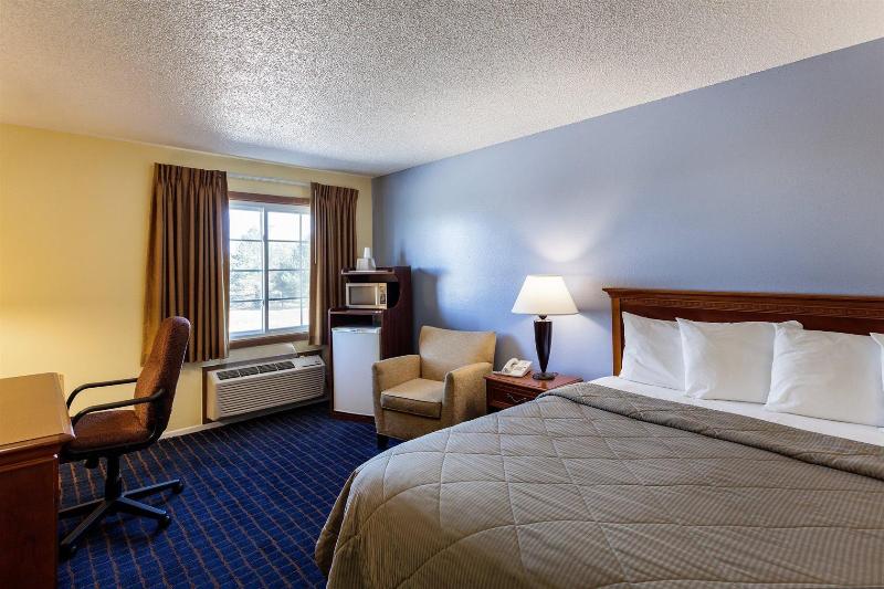 Rodeway Inn Hastings image