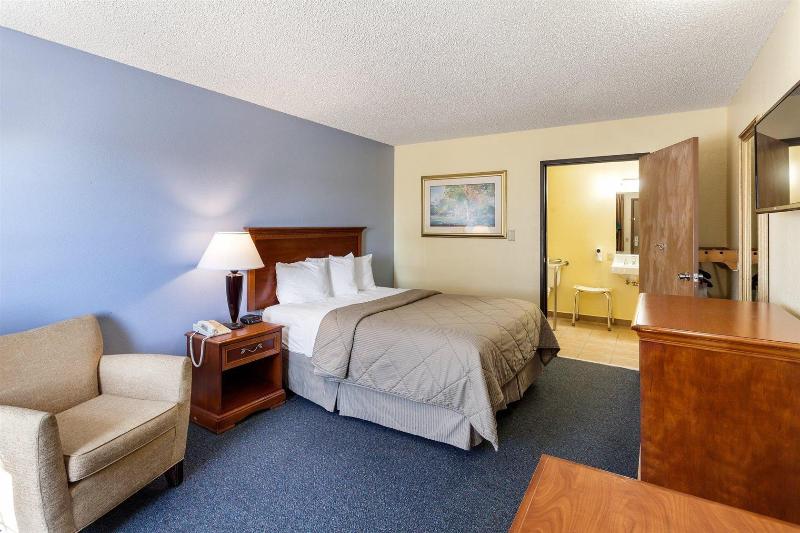 Rodeway Inn Hastings image