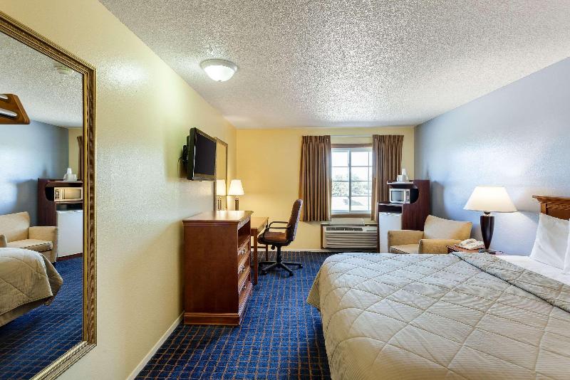 Rodeway Inn Hastings image