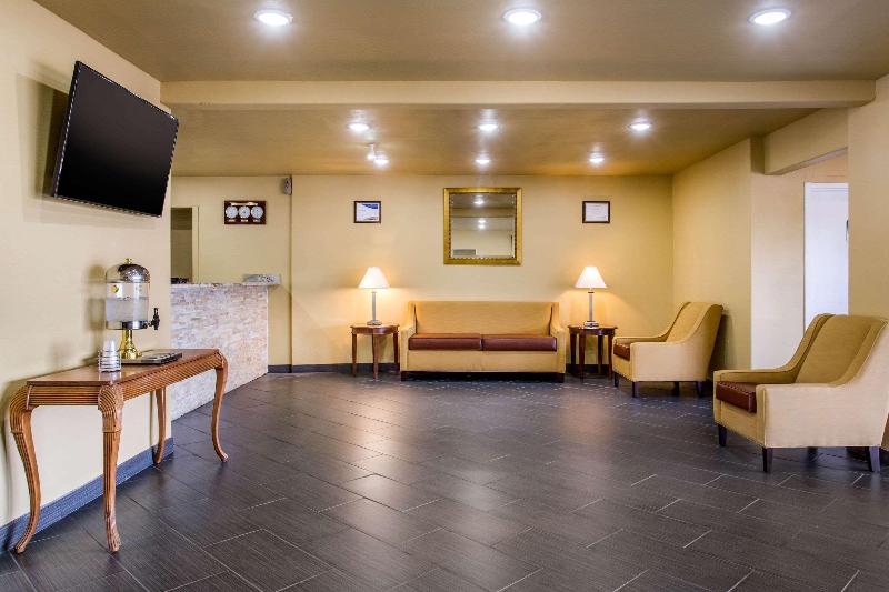 Quality Inn Stateline image 6