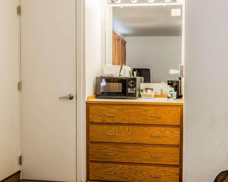 Rodeway Inn & Suites Omak - Okanogan image