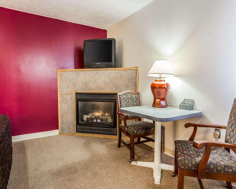 Rodeway Inn & Suites Omak - Okanogan image