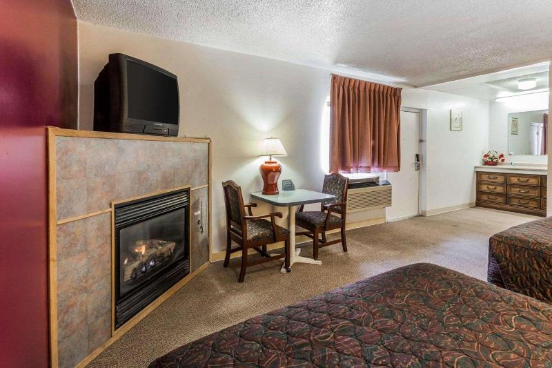 Rodeway Inn & Suites Omak - Okanogan image