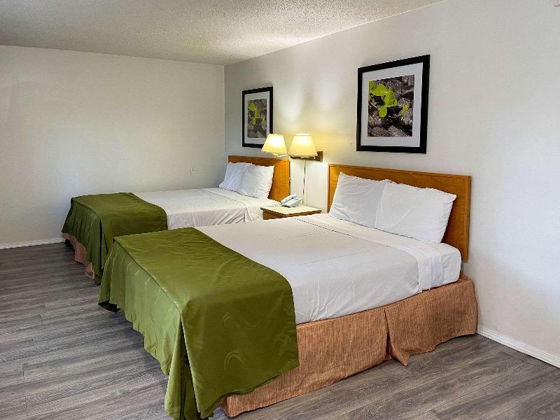 Rodeway Inn & Suites Omak - Okanogan image