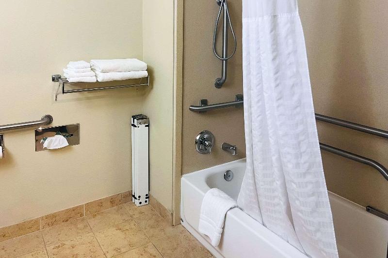 Comfort Inn Colville image