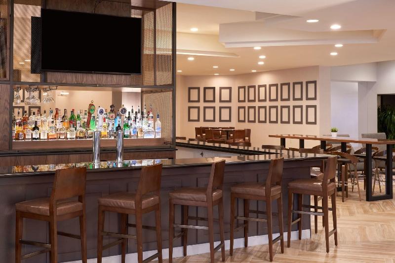 Sheraton Detroit Novi Hotel image