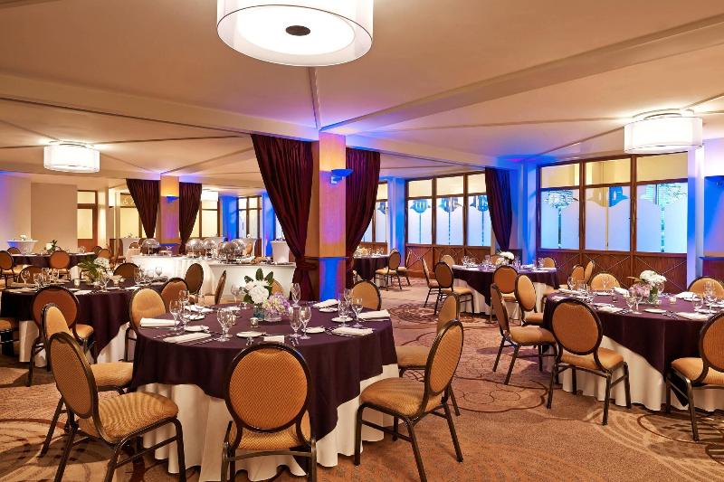 Sheraton Detroit Novi Hotel image