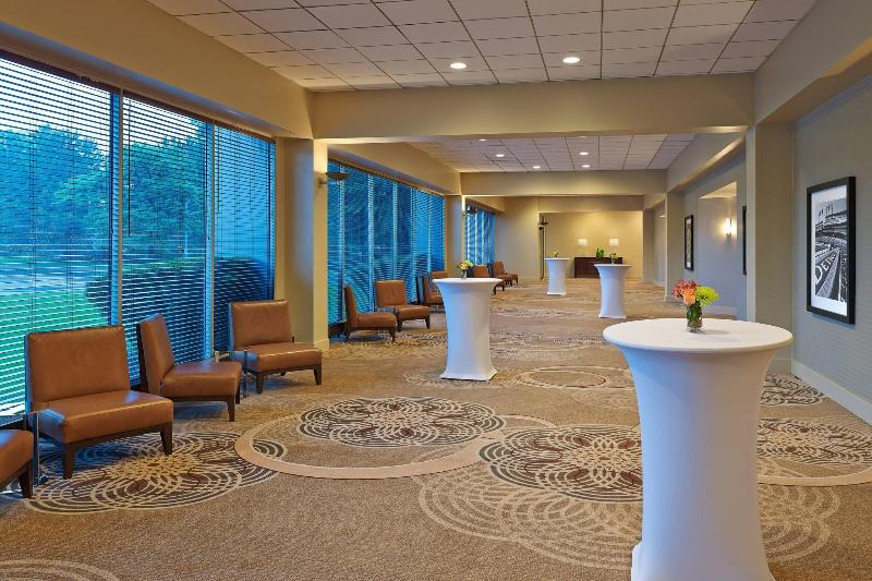 Sheraton Detroit Novi Hotel image