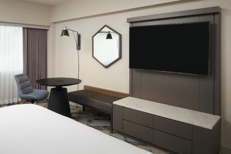 Sheraton Detroit Novi Hotel image