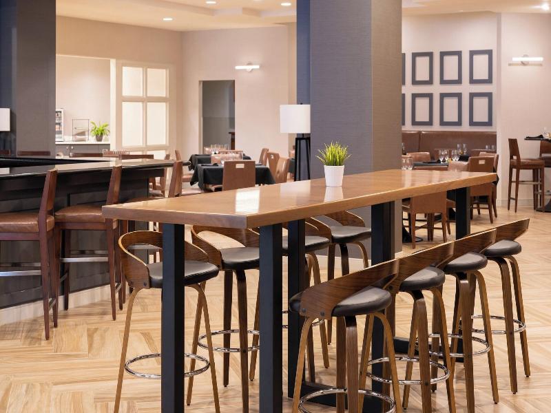 Sheraton Detroit Novi Hotel image