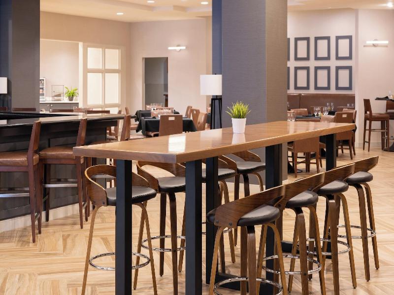 Sheraton Detroit Novi Hotel image