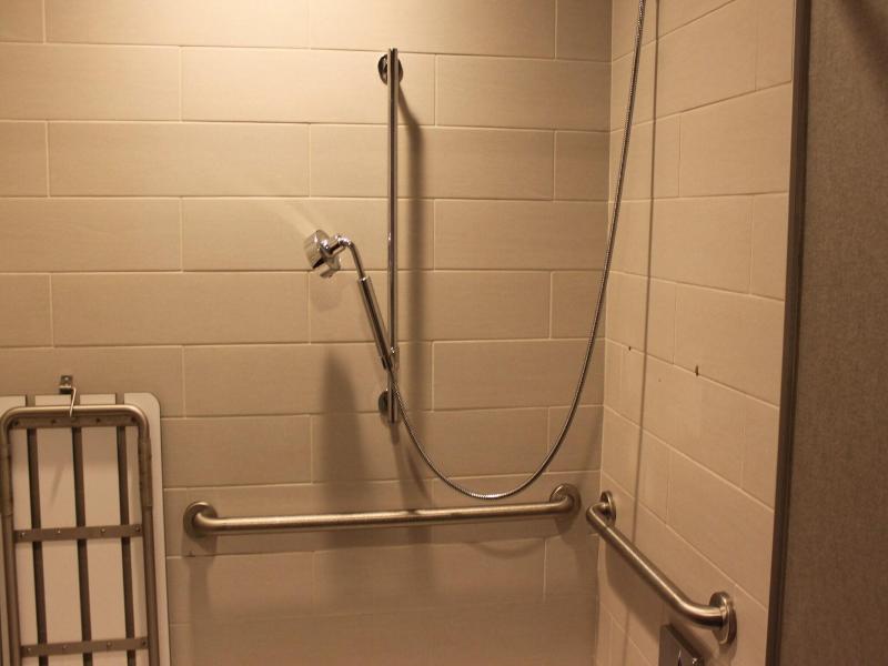QUADRUPLE Accessible — photo 10