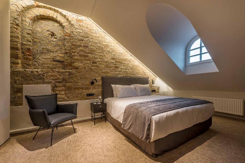 Artagonist Art Hotel image