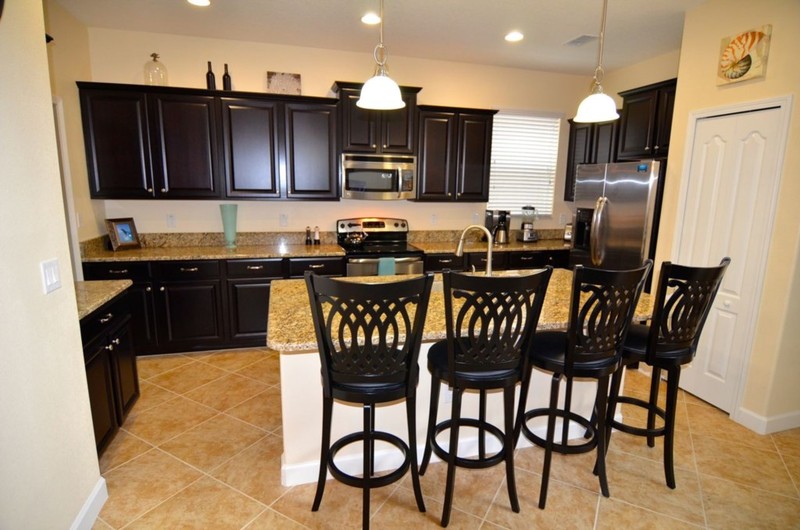 2985 Buccaneer Palm Road 5 bedrooms, 3 bathrooms — photo 4