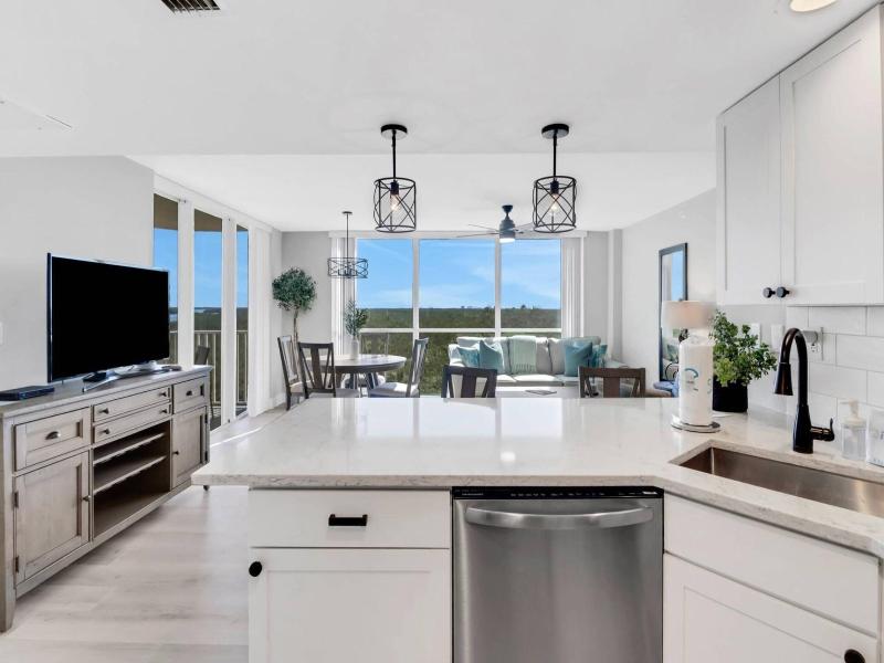 Lovers Key Resort 401 - Wkly image