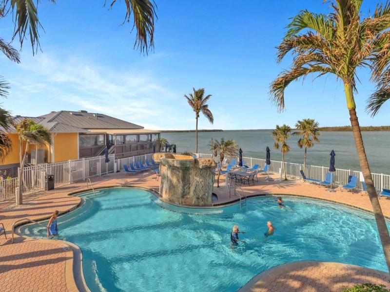 Lovers Key Resort 401 - Wkly image
