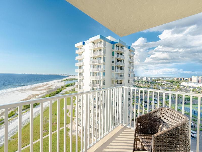 Estero Beach & Tennis C 707 - Wkly image