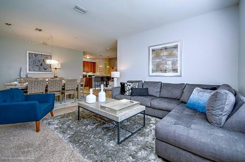 Lakeview Paradise image