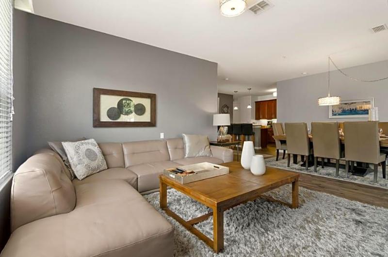 Lakeview Paradise image