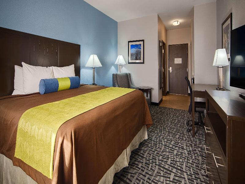 Best Western Plus Lonestar Inn & Suites image