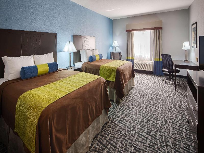 Best Western Plus Lonestar Inn & Suites image