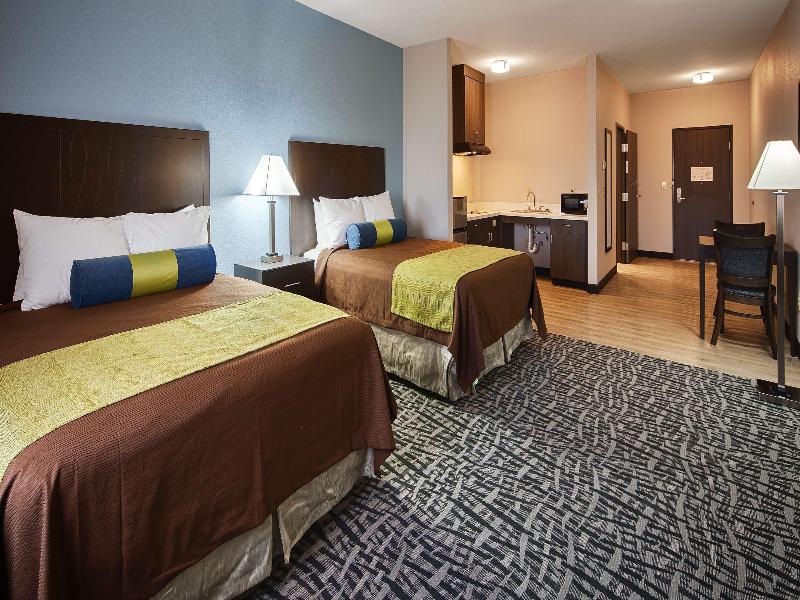 Best Western Plus Lonestar Inn & Suites image