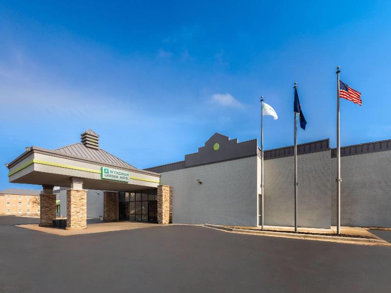 Wyndham Garden Romulus Detroit Metro Airport — general view