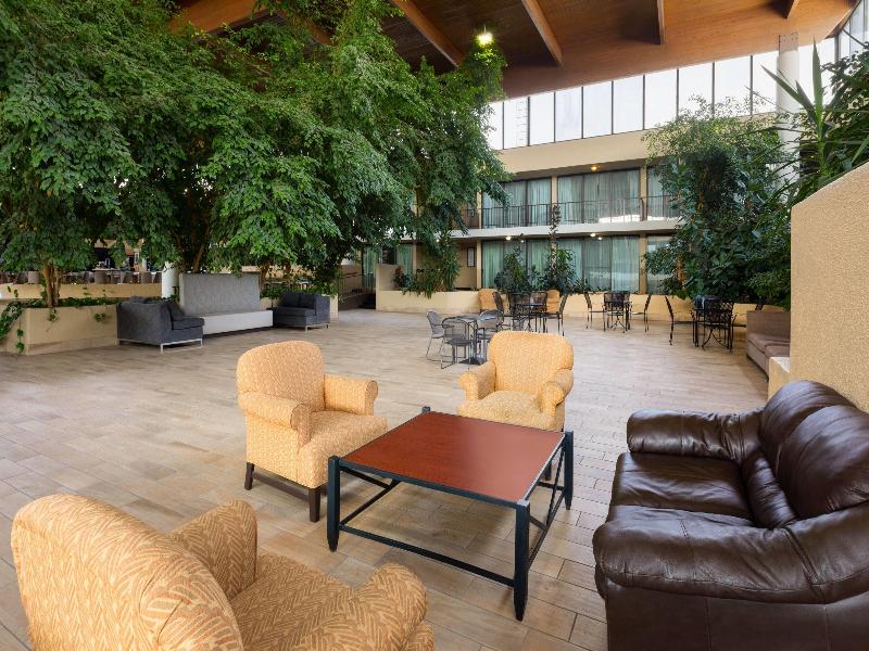 Wyndham Garden Romulus Detroit Metro Airport image