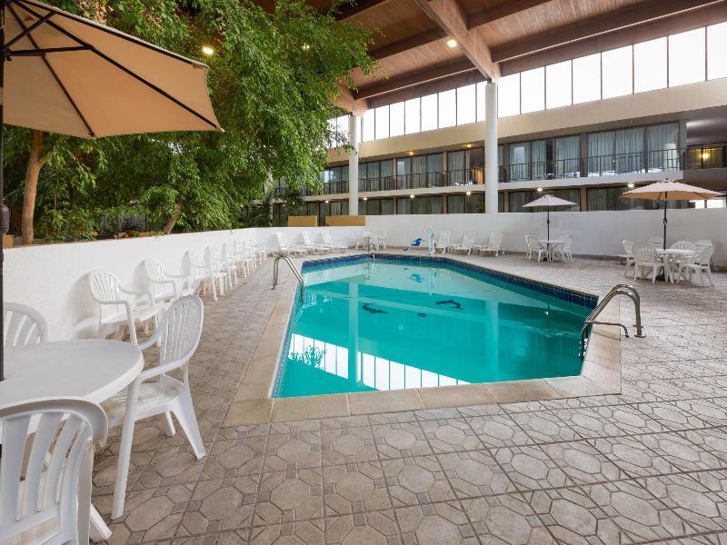 Wyndham Garden Romulus Detroit Metro Airport image