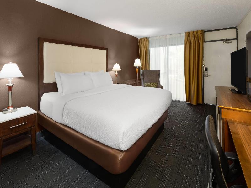 Wyndham Garden Romulus Detroit Metro Airport image