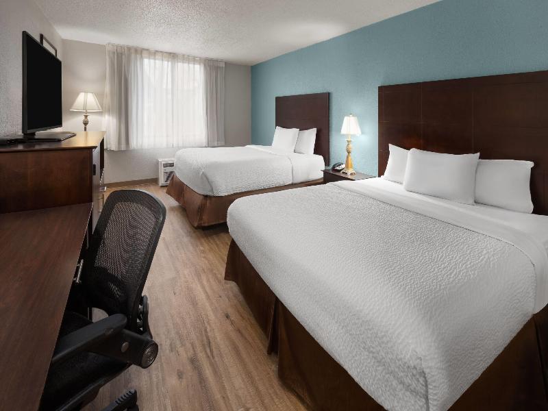 Wyndham Garden Romulus Detroit Metro Airport image