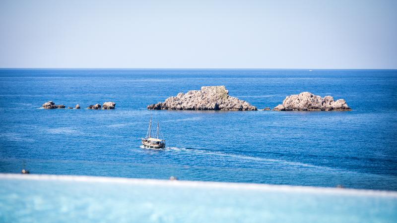 Royal Blue hotel image