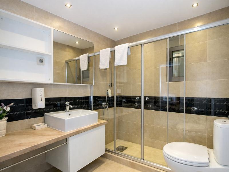 Butua Residence image